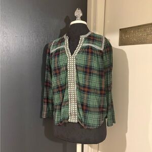 J. Crew Green Plaid 100% Cotton Blouse with embroidered Detailing 💜